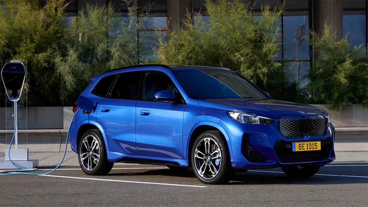 THE iX1